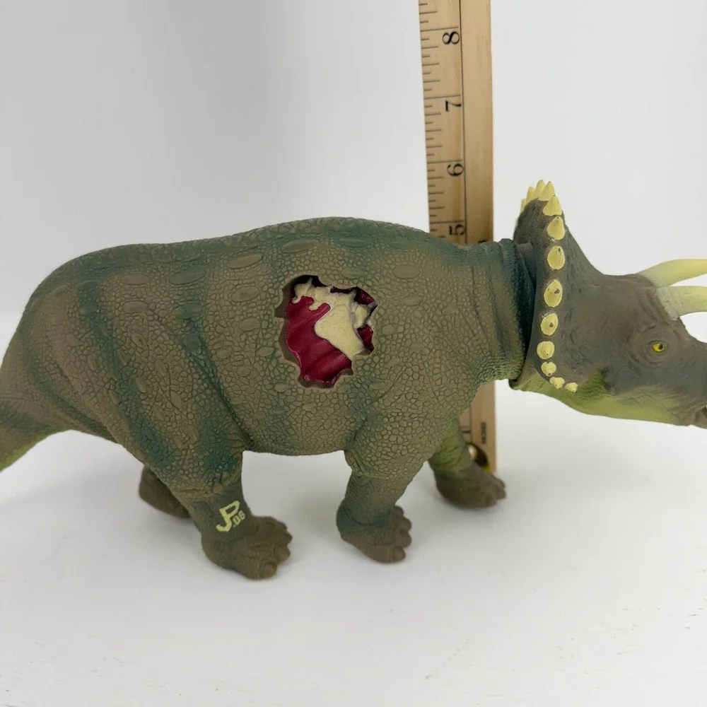 Kenner Jurassic Park Triceratops‎ Dinosaur 1993 Green Good Dino Damage JP08